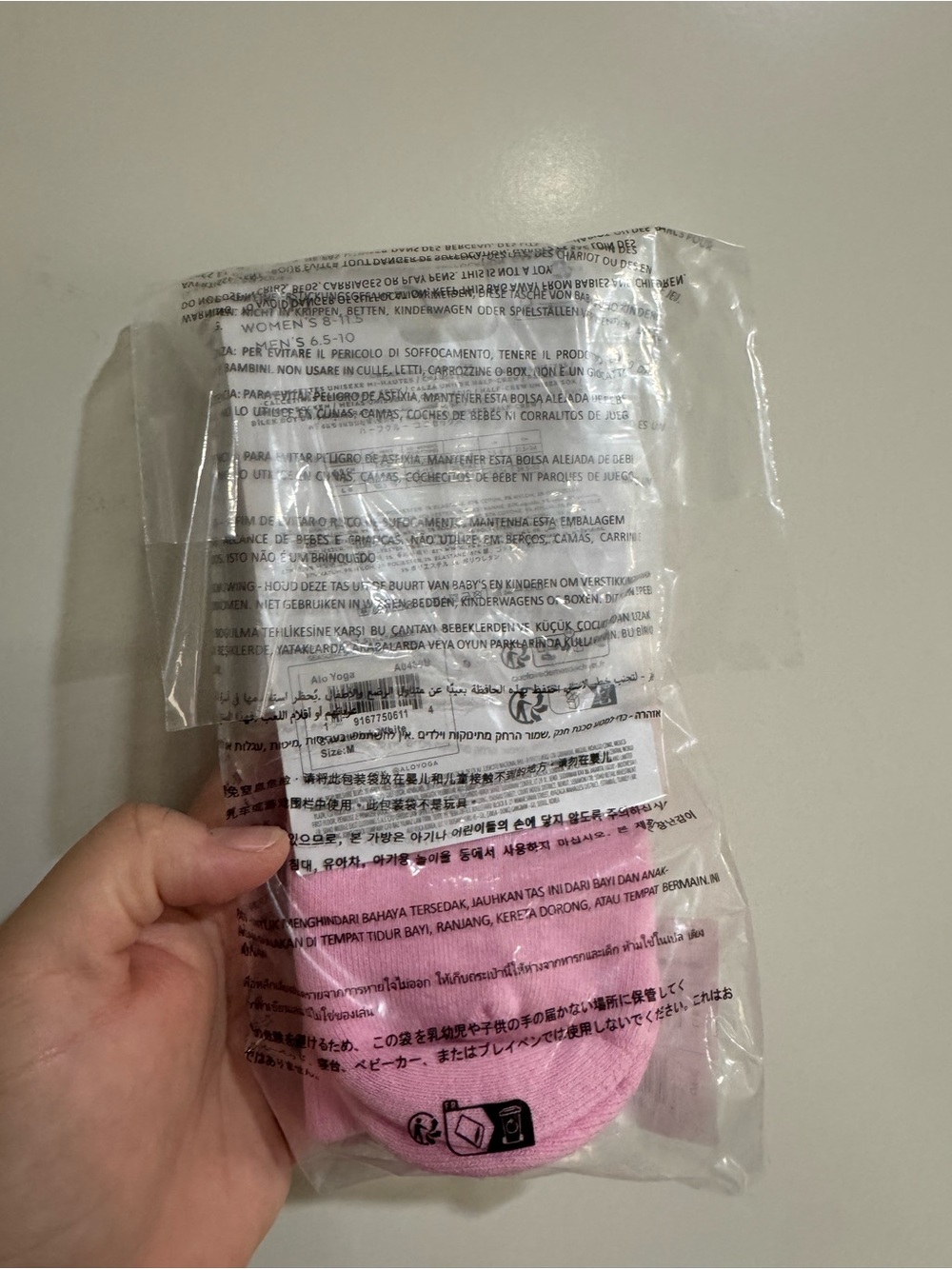 ALO Yoga Sweet Pink half-crew socks (unisex) size M - Picture 4 of 4